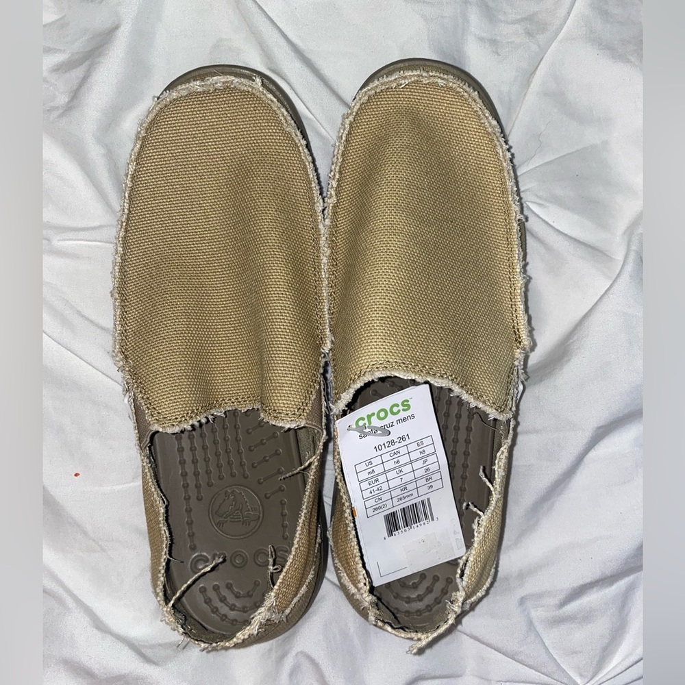 men croc shoes nwt